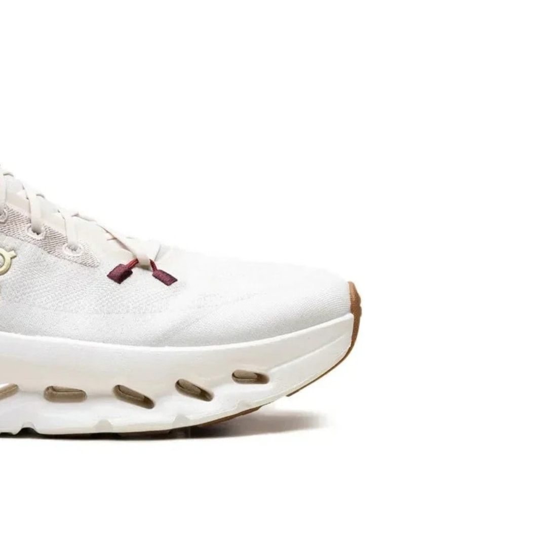 Tilt Sneaker
